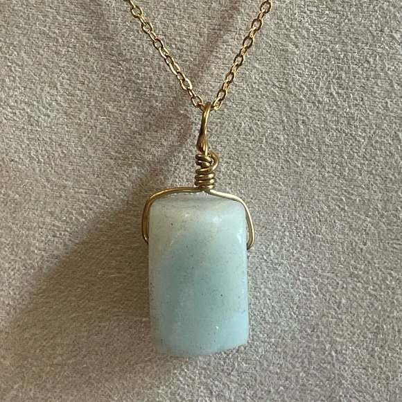 Natural Amazonite Pendant Necklace – Gold Wire Wrap, 20” Chain, Handmade NEW - Picture 4 of 4